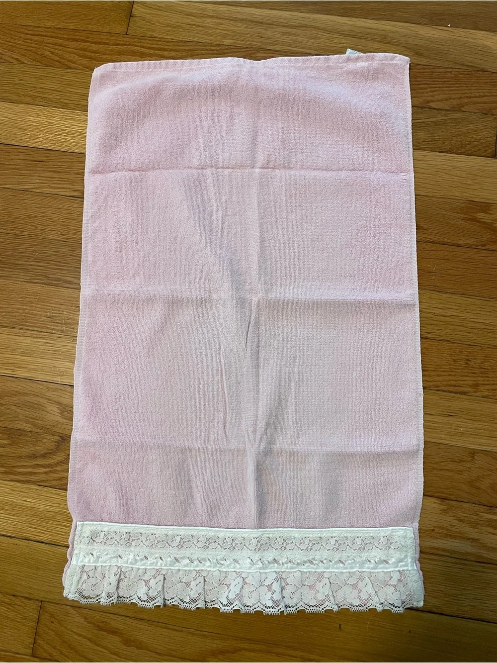 Vintage Pink Terry Cloth Towel Set White Lace Trim Cottagecore Romantic Bath